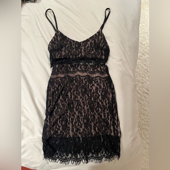 Bebe | Two Piece matching lace set - Picture 1 of 4